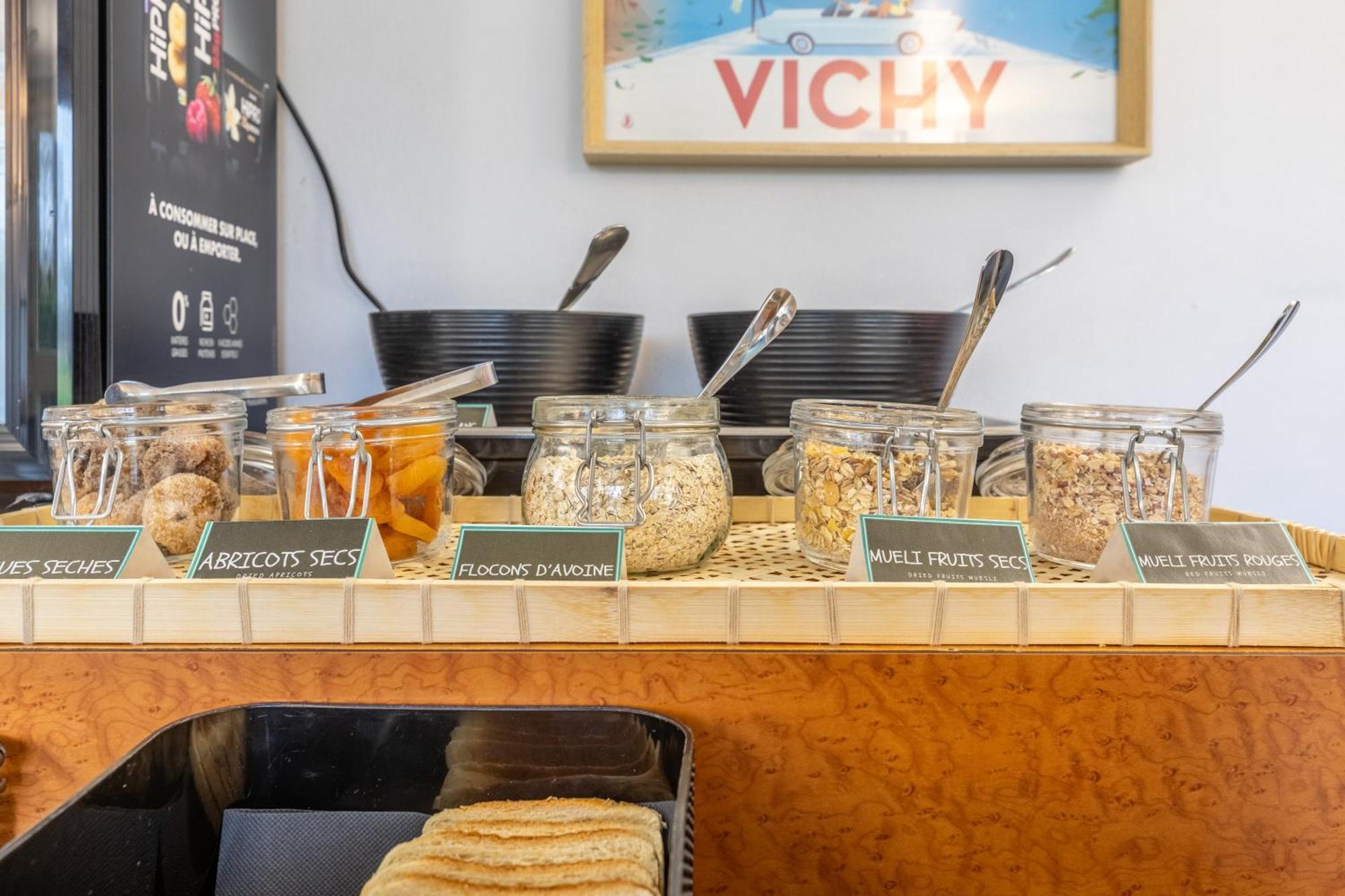 Brit Hotel Le Parc Vichy بيلريف-سور-اليي المظهر الخارجي الصورة